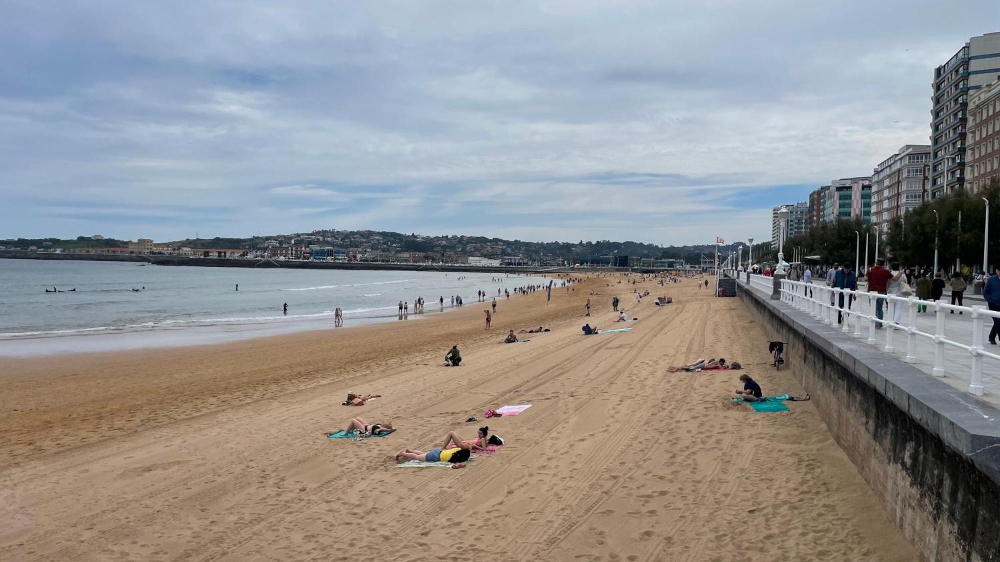 Apartamento Playa De Gijón Buitenkant foto