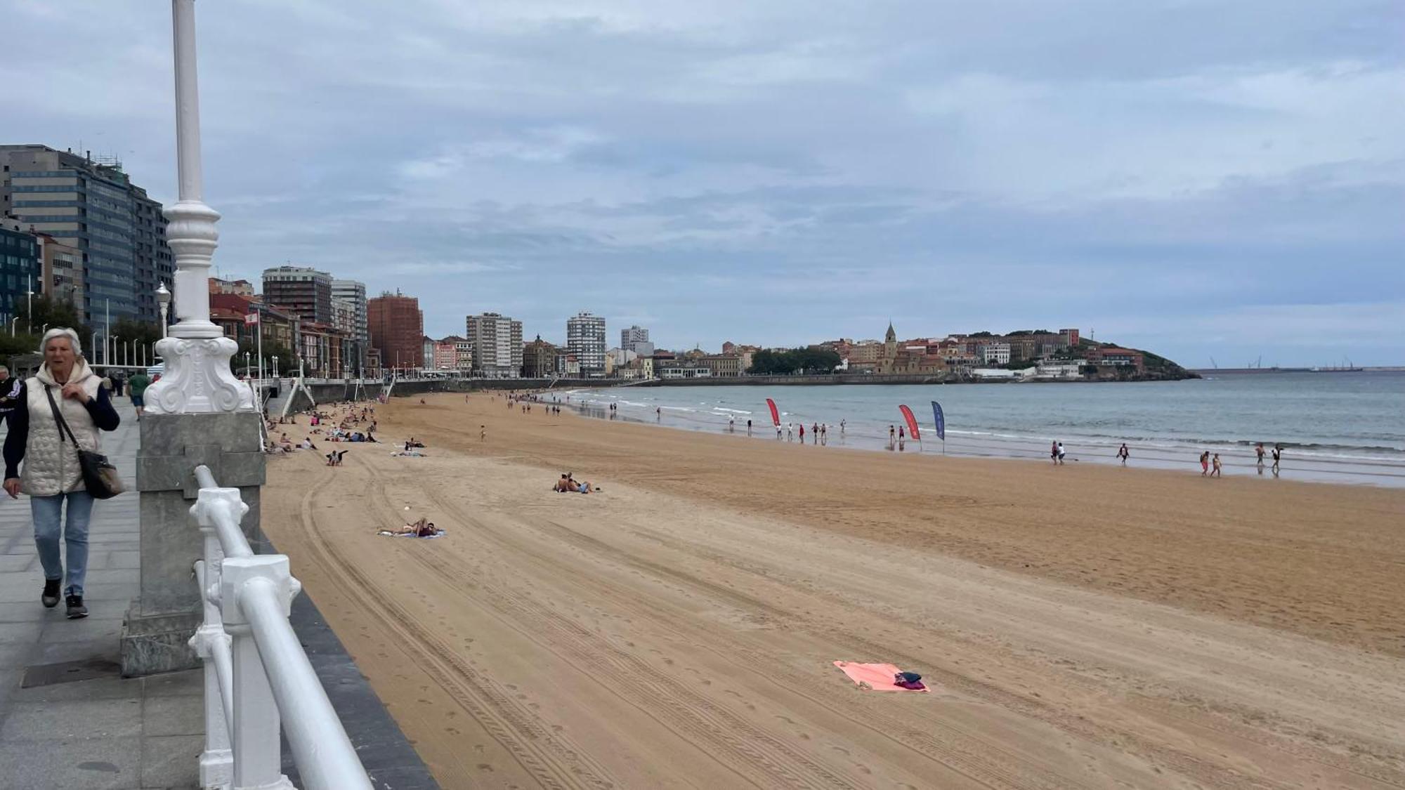 Apartamento Playa De Gijón Buitenkant foto